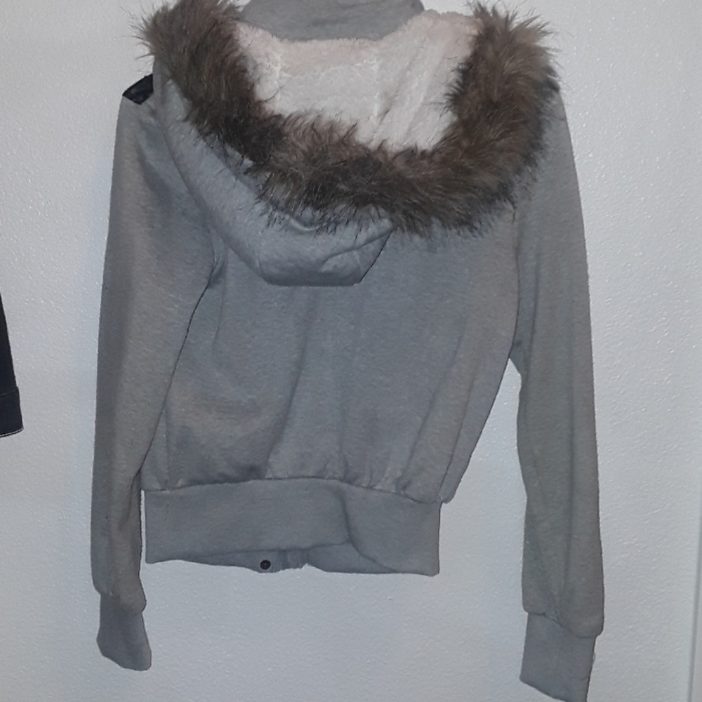 NEW LOOK* - Picture 2 of 2